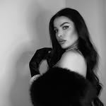 Alina - fashion profile photo