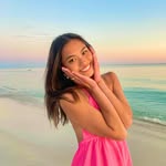 caroline ☻ profile photo