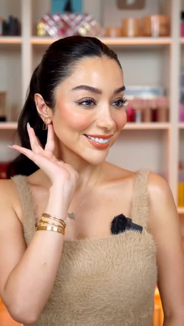 Creator post tagging Charlotte Tilbury by @herosheemaz