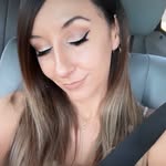 Amanda C. 🎀 profile photo