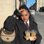 Eve 🏄🏽‍♀️🎧 profile photo