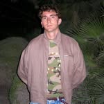 Charrrrrrrrrrlie. profile photo