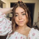 Poppy Deyes profile photo