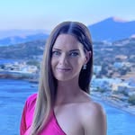 𝐀𝐌𝐘 𝐇𝐔𝐋𝐋𝐄𝐘 profile photo