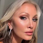 Caprice Bourret Official profile photo