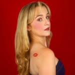 Isabelle Clare profile photo