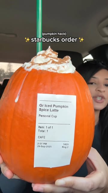 Creator post tagging Starbucks by @sophiesophss