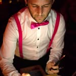 Aaron: UK Live Wedding Illustrator profile photo