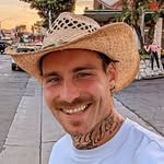 𝕯𝖔𝖚𝖜𝖊 𝕭𝖔𝖇 profile photo