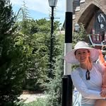 Lindsay Brett profile photo