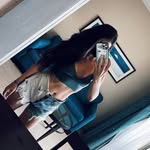 ɱɛɠäи • lifestyle influencer & ugc profile photo