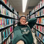 emily 📚🫶🏼🪴 profile photo
