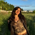 Tiziana 🌞🌿 self love profile photo