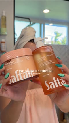 Creator collaboration with Glow Recipe by @sydney_heinemann