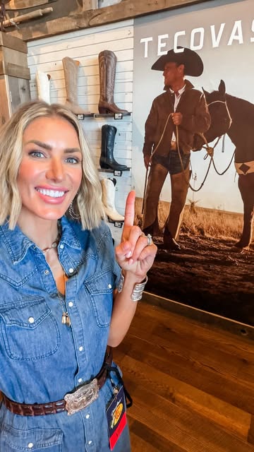 Creator collaboration with Tecovas by @evashockey