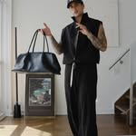 Creator collaboration with Banana Republic by @itscharlesmackenzie