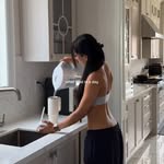 Creator collaboration with Gymshark by @strongbysim