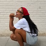 Creator collaboration with New Balance by @hannahyohon
