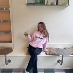 Creator collaboration with New Balance by @tashamoorexo