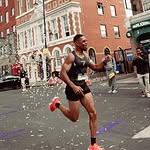 Creator collaboration with Saucony by @jaysurrey