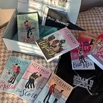 Creator collaboration with Bloom Books by @angiebookshelf