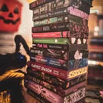 Creator collaboration with Bloom Books by @rolltide.reads