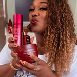 Creator collaboration with Avon by @jeceniamonique_