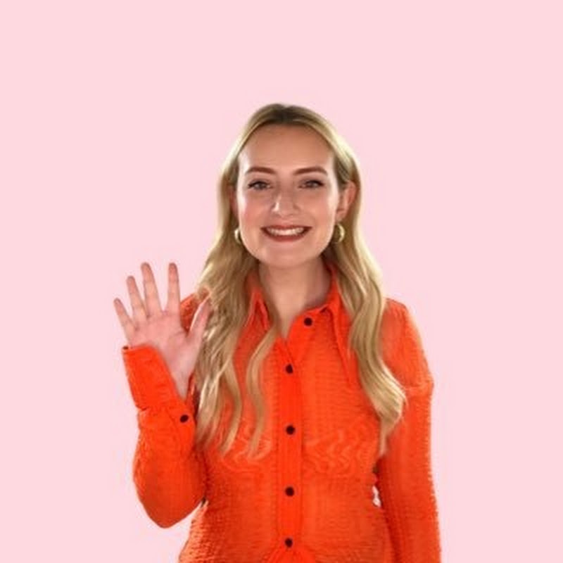 Amelia Dimoldenberg channel photo