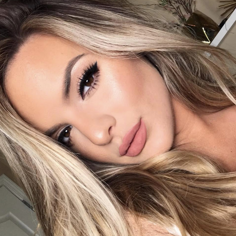 Casey Holmes channel photo