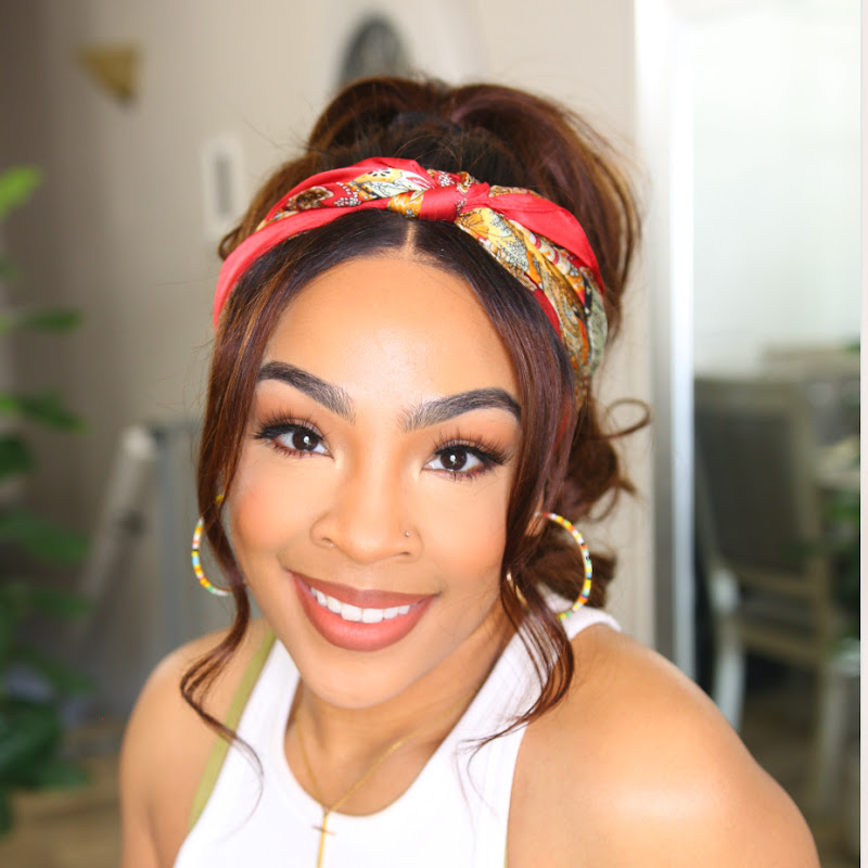 Domonique Robinson channel photo