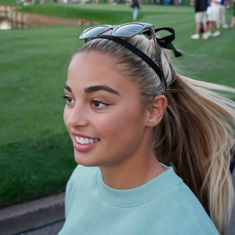 gabbygolfgirl channel photo