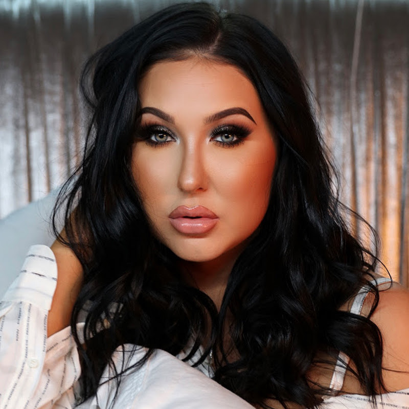 Jaclyn Hill channel photo