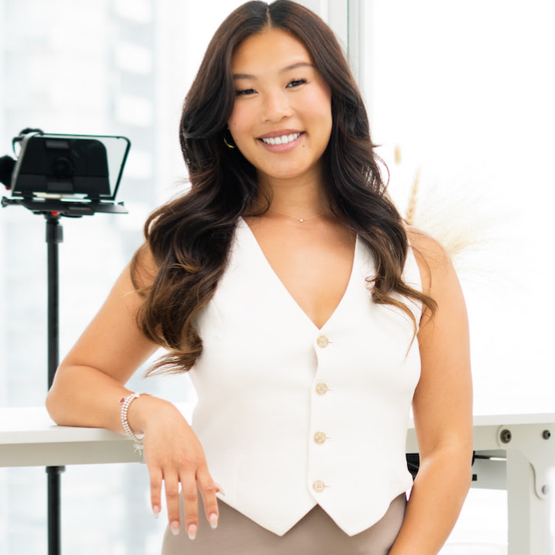 Joyee Yang channel photo