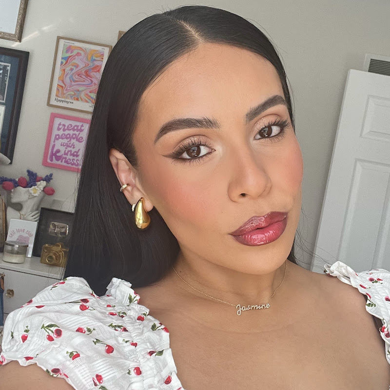 juicyjas channel photo