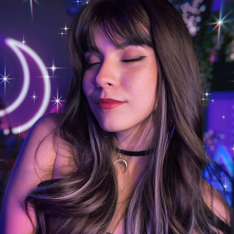 Luna Bloom ASMR channel photo