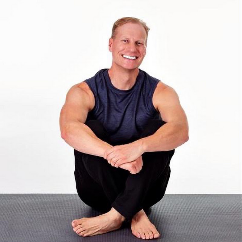 Sean Vigue Fitness channel photo