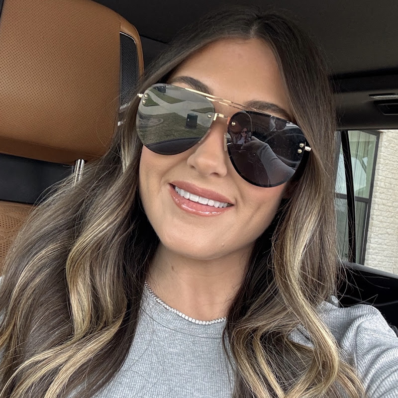 Tara Henderson channel photo
