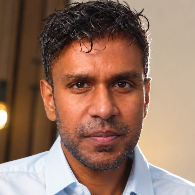 Curt Jaimungal channel photo