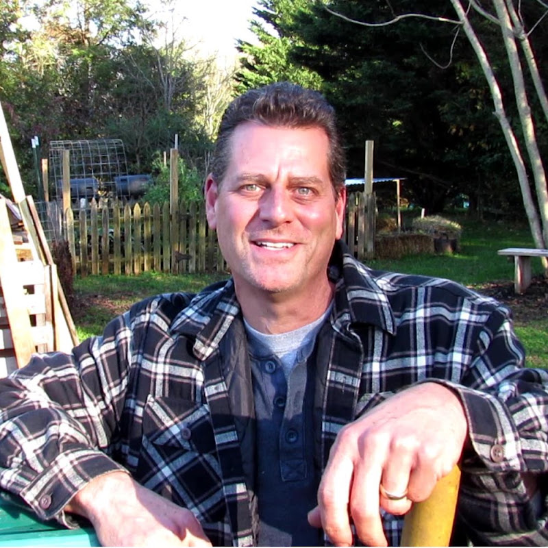 Gary Pilarchik (The Rusted Garden) channel photo