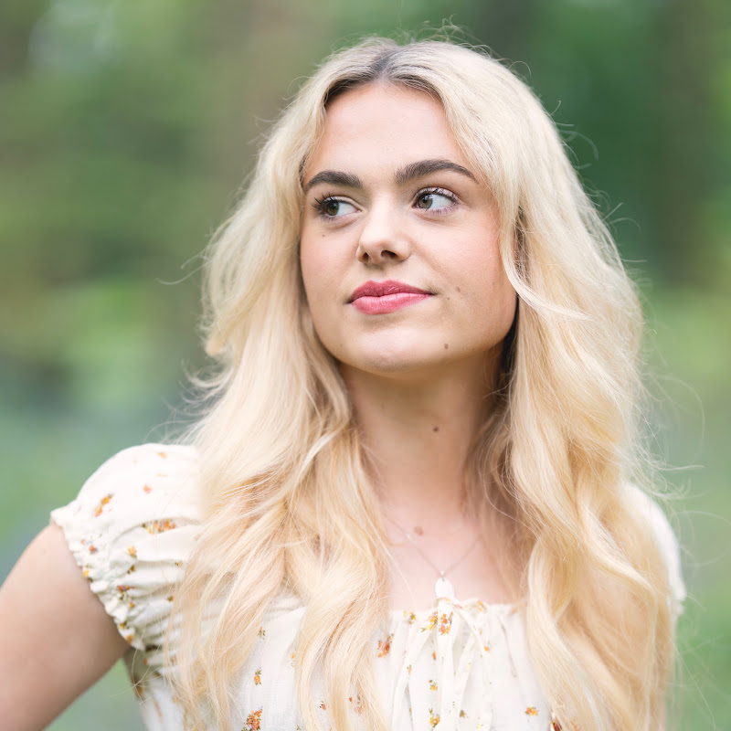This Esme channel photo