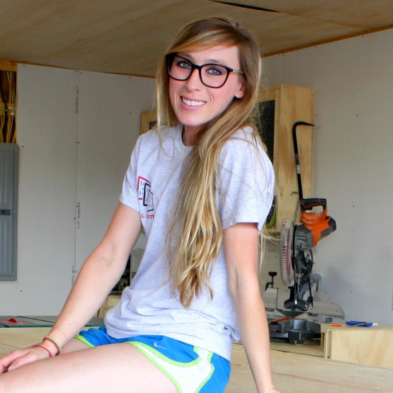 Shara Woodshop Diaries channel photo